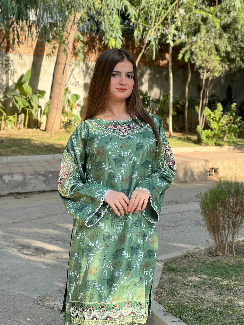 WARDA Block print Embroidered Lace 2 pc